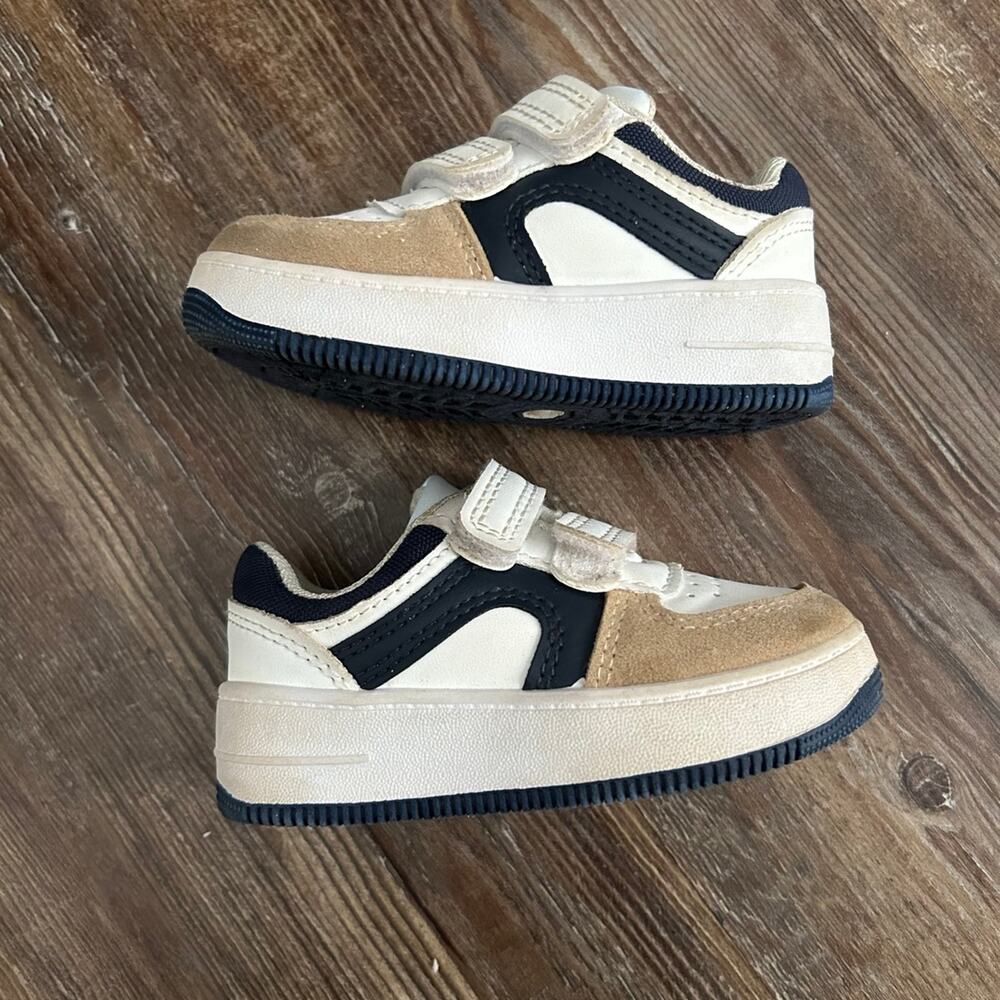 Toddler Shoes - Size 5